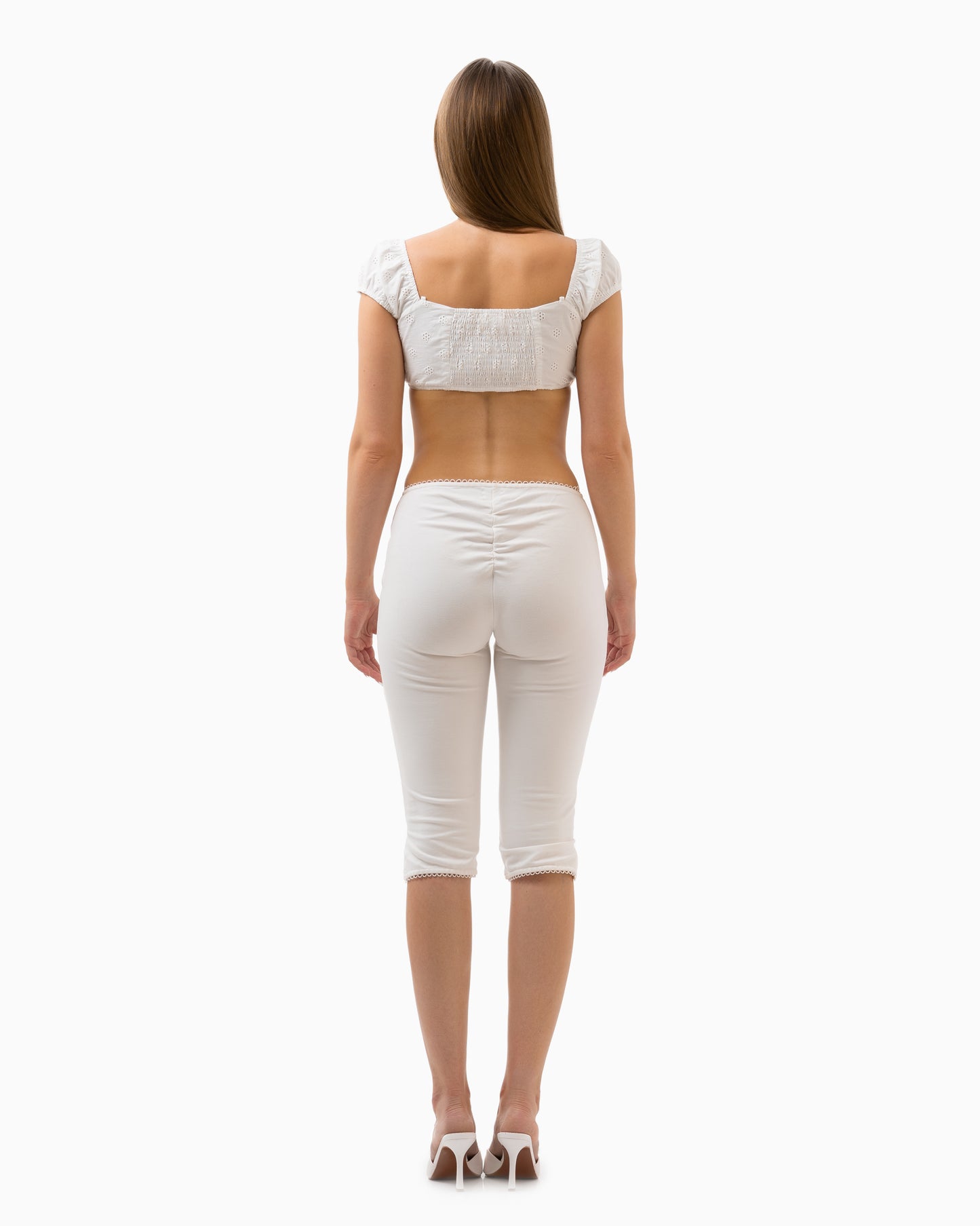 Capri pants